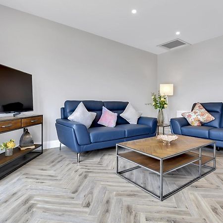 BayView Luxury 3 Bedroom Apartment First Floor Downings Buitenkant foto