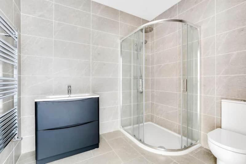 BayView Luxury 3 Bedroom Apartment First Floor Downings Buitenkant foto